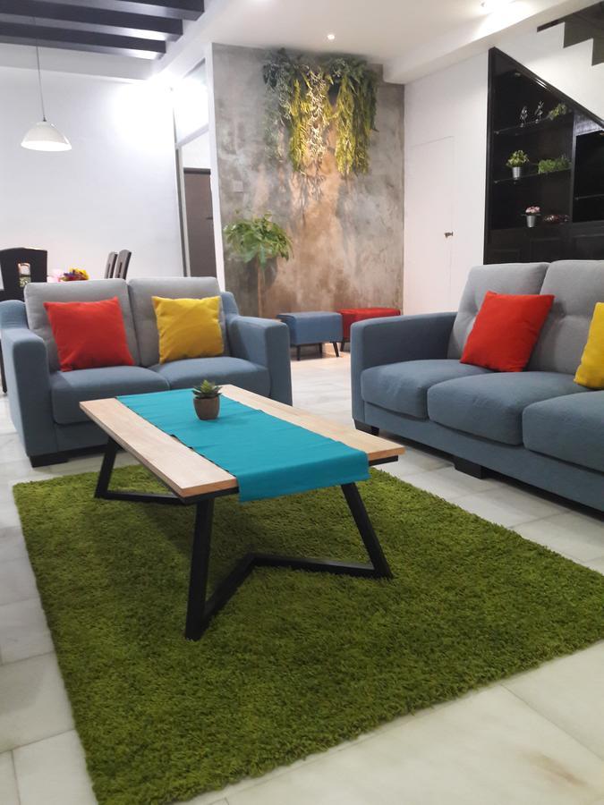 Jb Homestay Bukit Indah Wifi Ciq Mall Legoland Free Parking Johor Bahru Exteriér fotografie